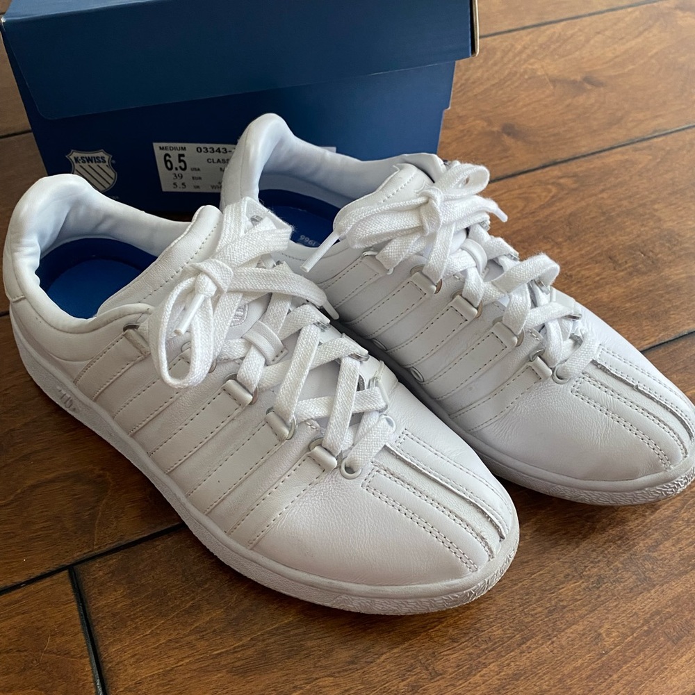 K-Swiss Classics VN mens size 6.5